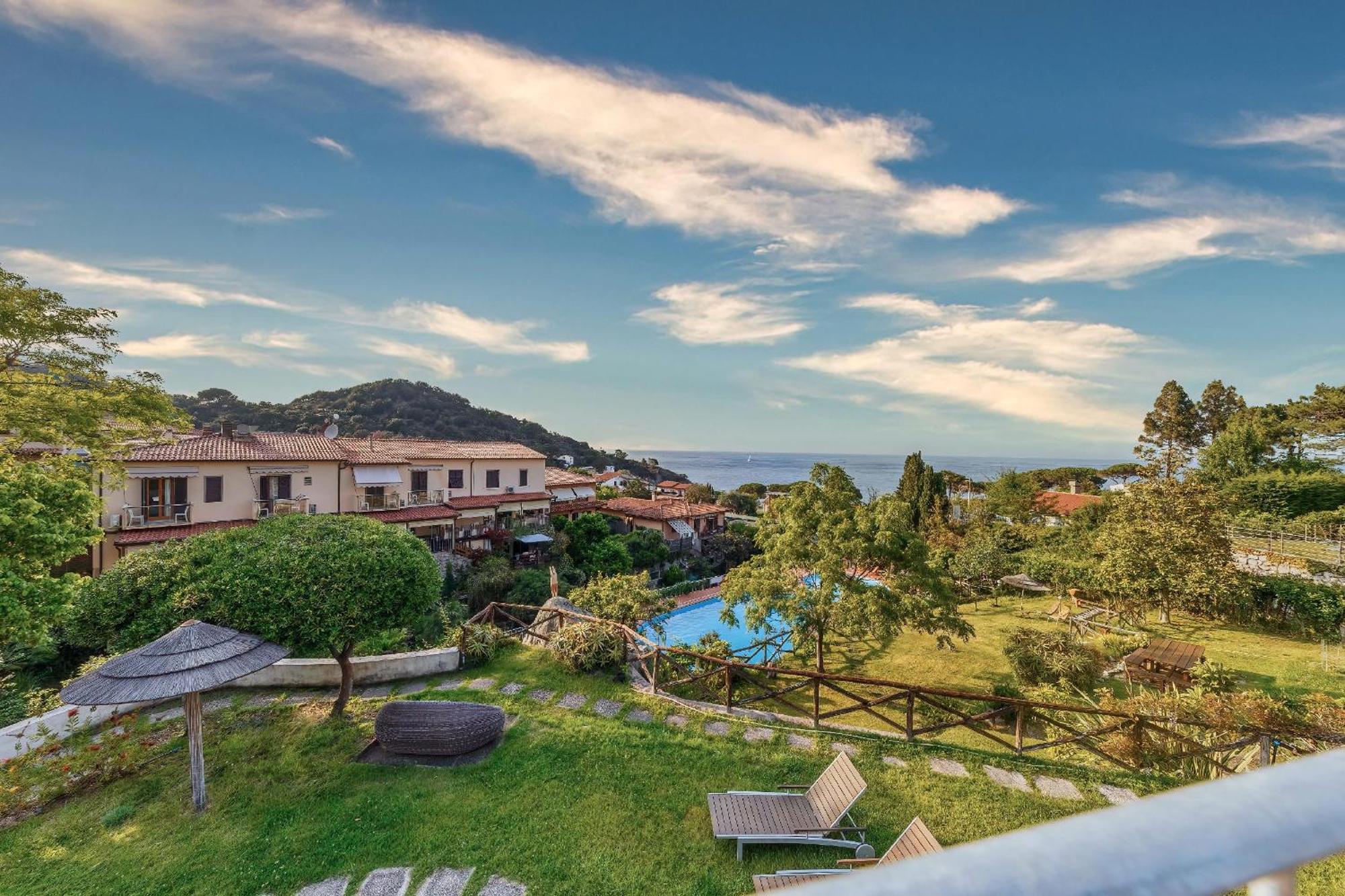 Hotel Cernia Isola Botanica Sant'Andrea (Isola d'Elba) Exterior foto