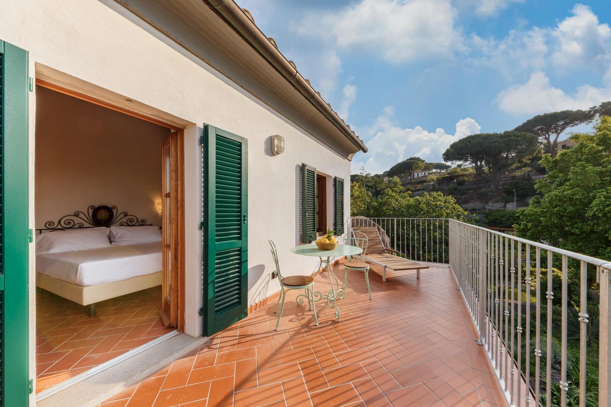 Hotel Cernia Isola Botanica Sant'Andrea (Isola d'Elba) Exterior foto